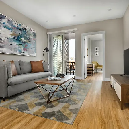 Cozy Frankford Apartment